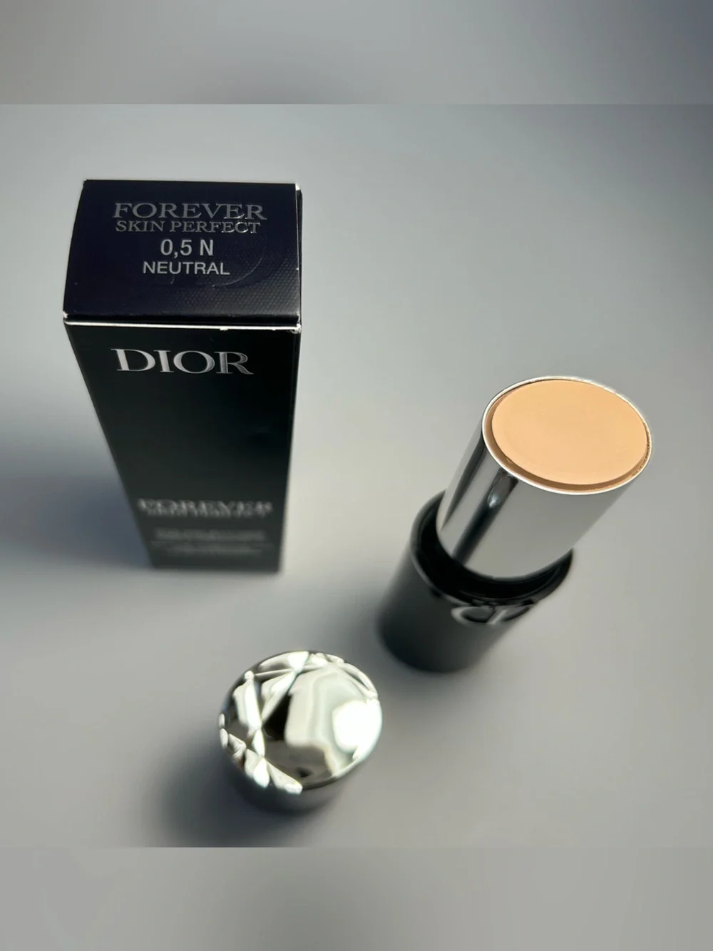 NWT🌷(0.5N) Dior Forever Skin Perfect Forever Skin Multi-Use Foundation Stick